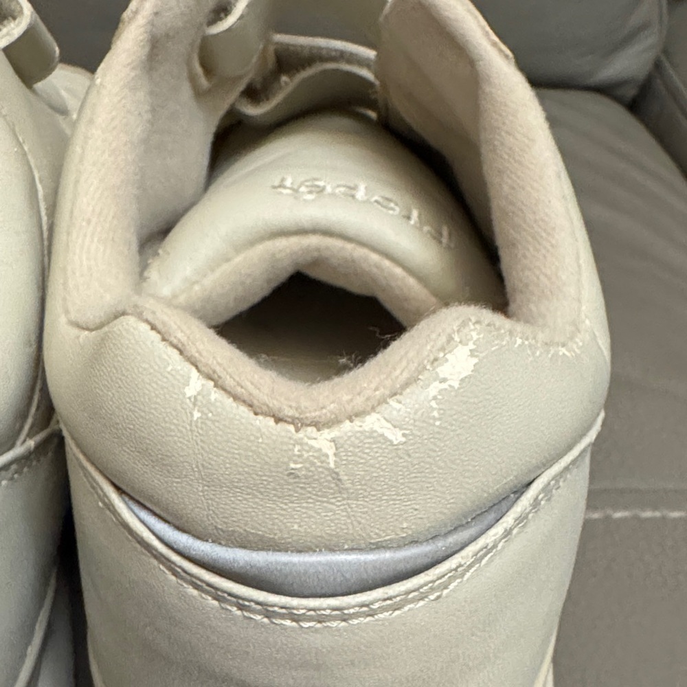 Propet Gray Cream Women's Sneakers size 9M - Picture 9 of 13